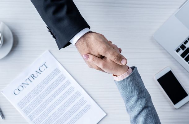 Shake hand 02 2f4044d8